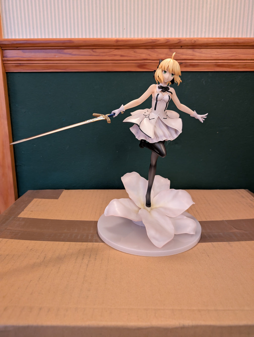 Fate/Grand Order - Altria Pendragon - 1/7 - Saber, (Lily) (Aquamarine) - w/ box